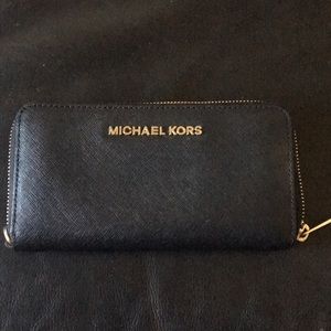 Michael Kors wallet
